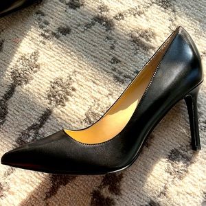 Marc Fisher heels, 3.5 inches tall, size US 9.5, black worn only once.